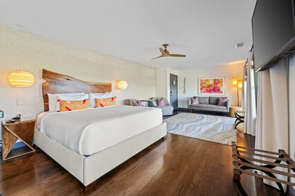 Main Inn Room.