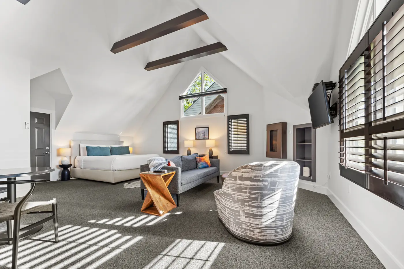 Hawk’s Nest Room.