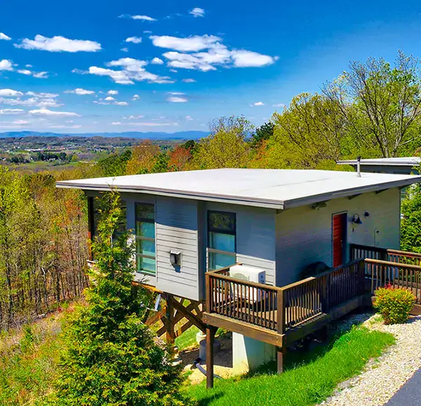 Cabin rental overlooking the scenic Shenandoah Valley mountains in Virginia.